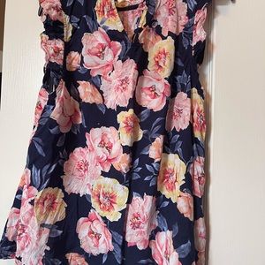 COPY - Old navy floral top